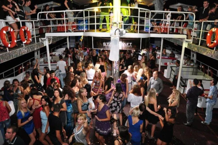 Alanya Sunset Pirate Boat Party with Soft Drinks