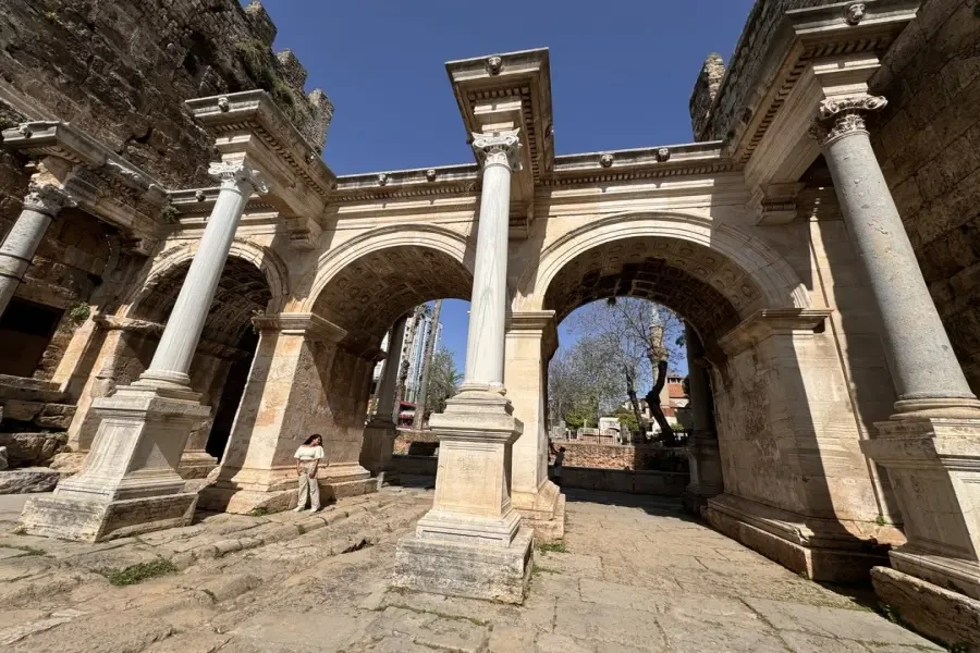 Side to Antalya City Tour with Waterfalls and Kaleiçi Visit