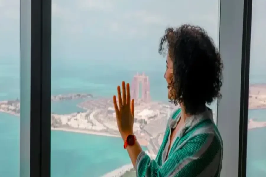 Abu Dhabi City Tour With Sheikh Zayed Grand Mosque from Dubai