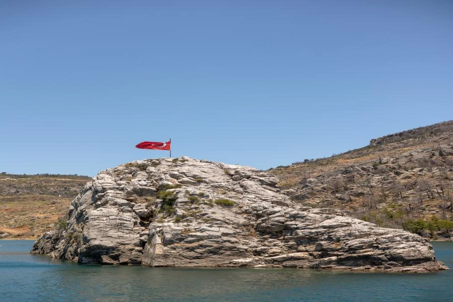 Alanya Green Canyon Boat Tour with Soft Drinks