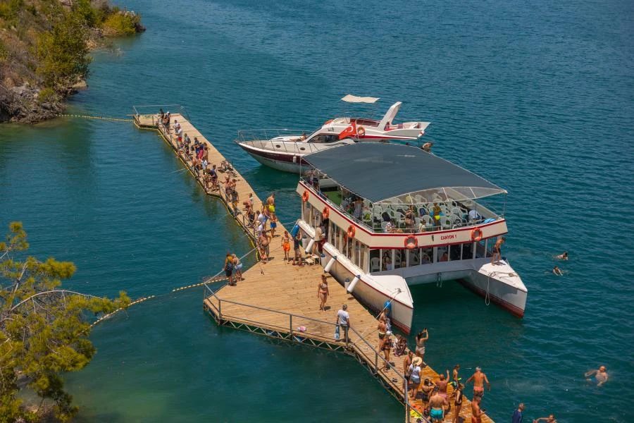 Alanya Green Canyon Boat Tour with Soft Drinks