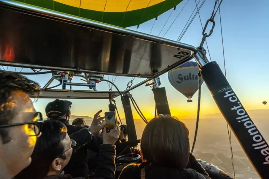 Antalya Pamukkale Tour with Hot Air Balloon Ride: An Unforgettable Adventure 🎈🌄